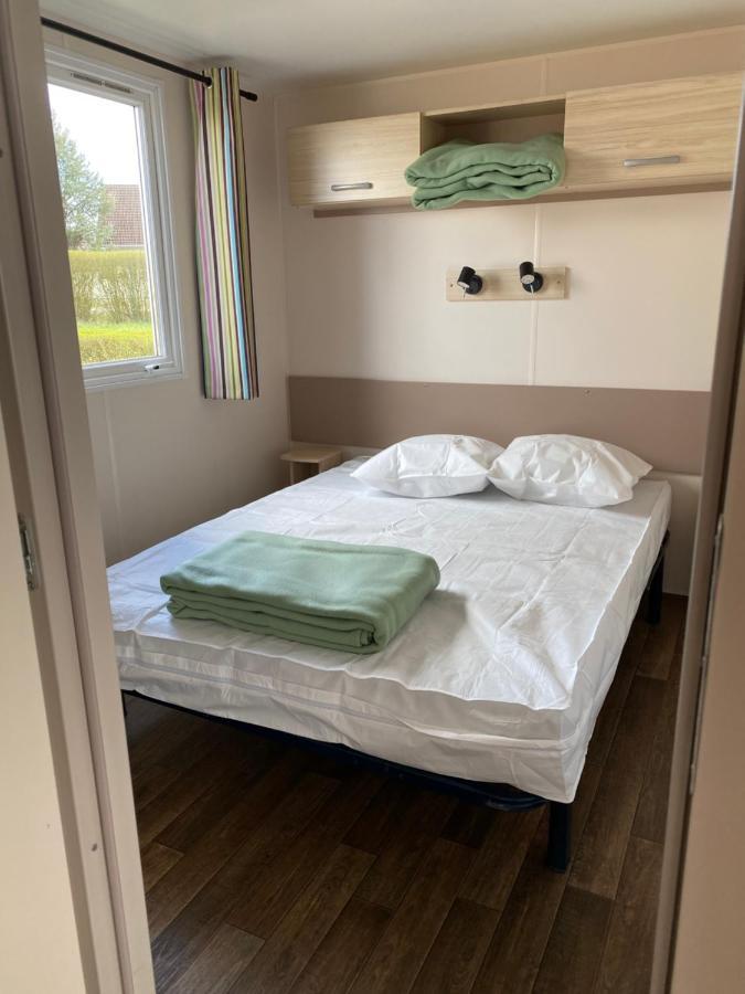 Camping De 孔特雷克塞维尔 外观 照片
